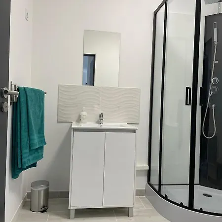 Les Du Mancel - Victor - 500 M Bouleries Jump , 10 Min Du Circuit Des 24h Chalet *